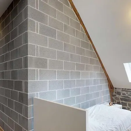 Classy In Achet With Garden Holiday home